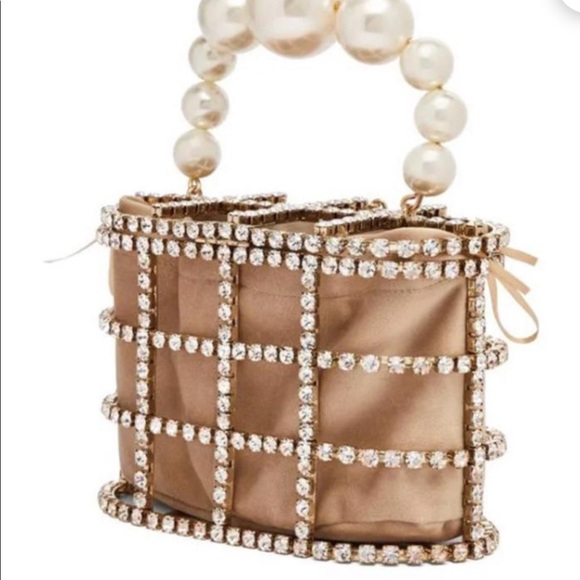 Bloggers Favorite Pearl Bucket Bag. NEW ! - Picture 6 of 8